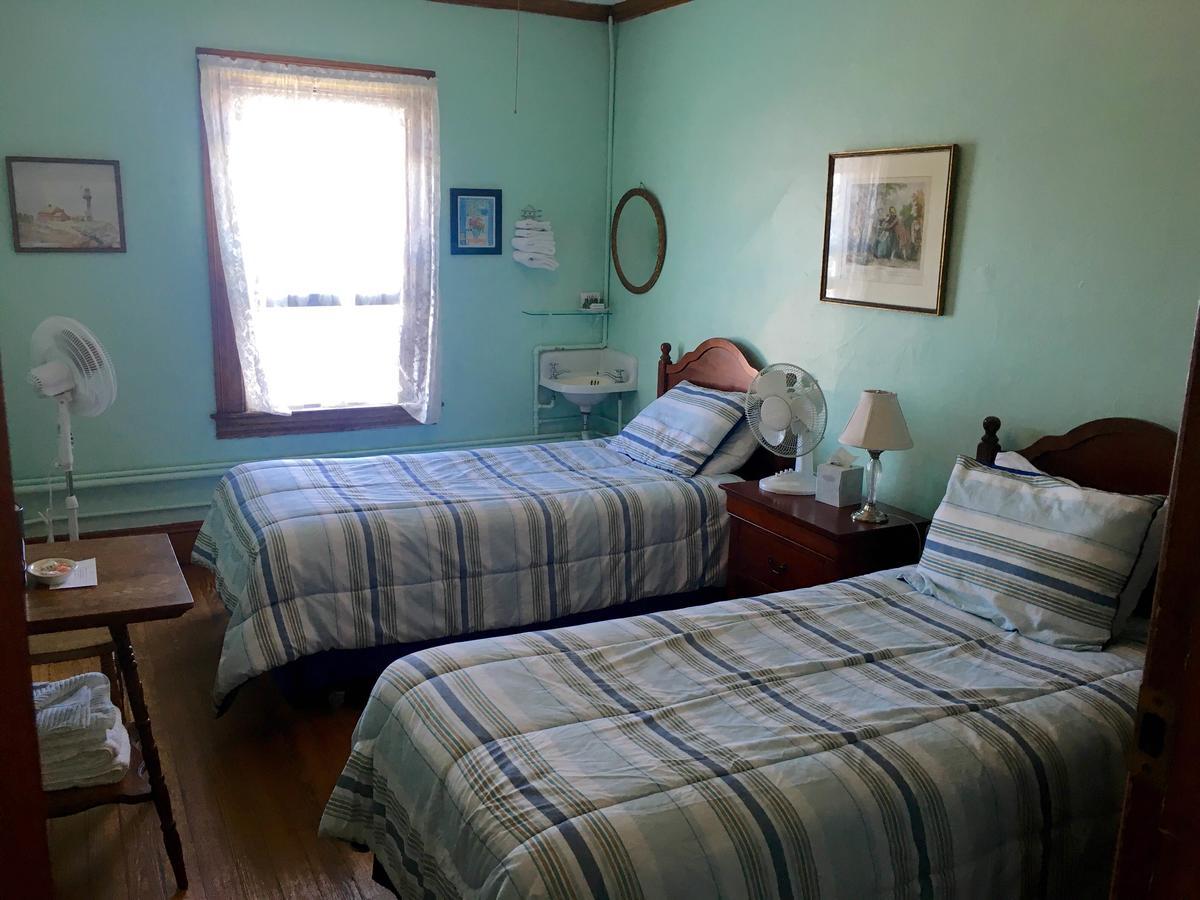 Narragansett Inn New Shoreham Bagian luar foto